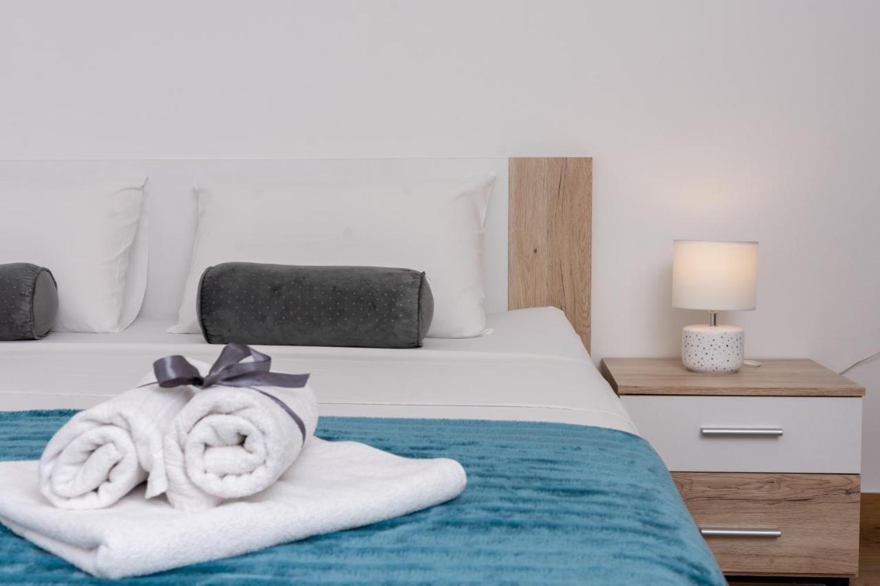 Blue Mile Apartman Split Bagian luar foto